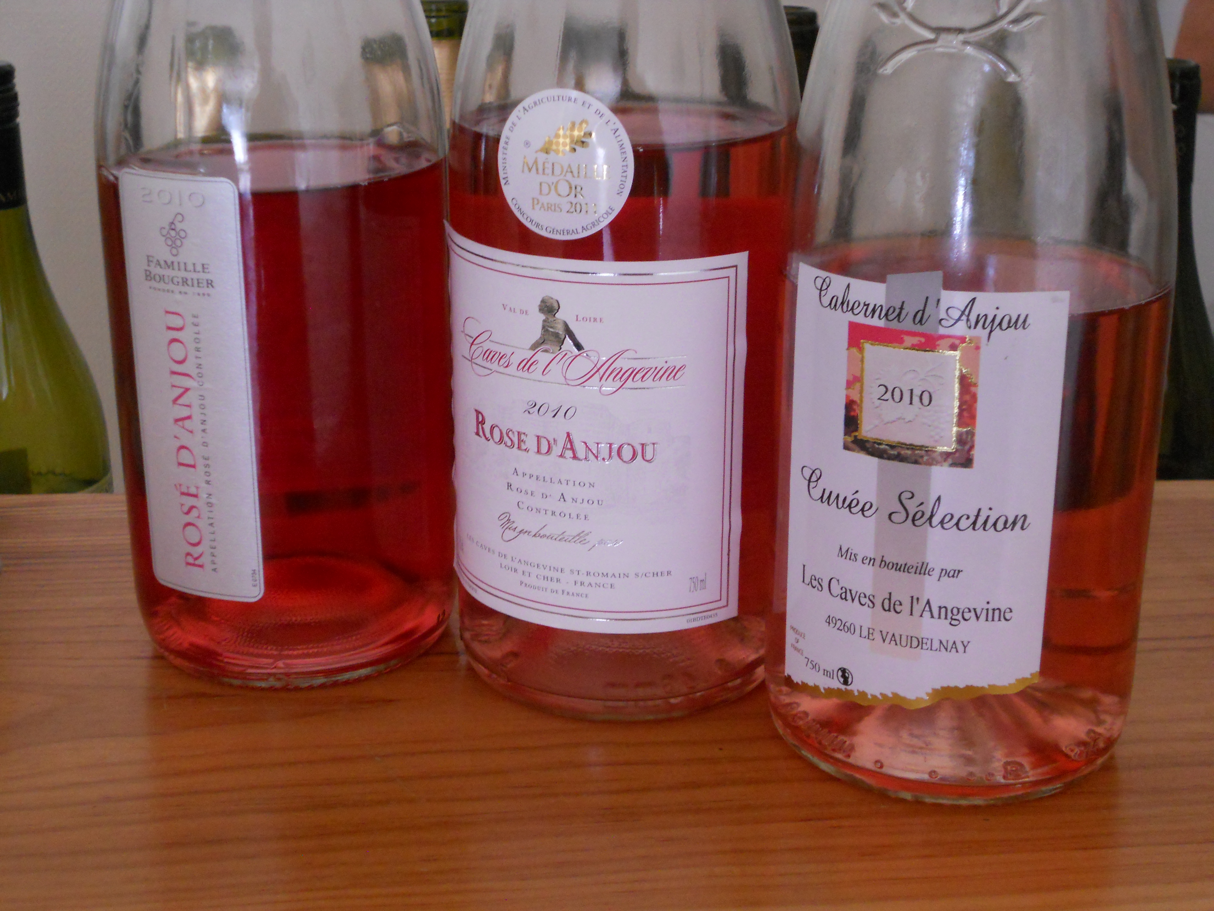 Različite boje i stilovi roze vina iz doline Loare