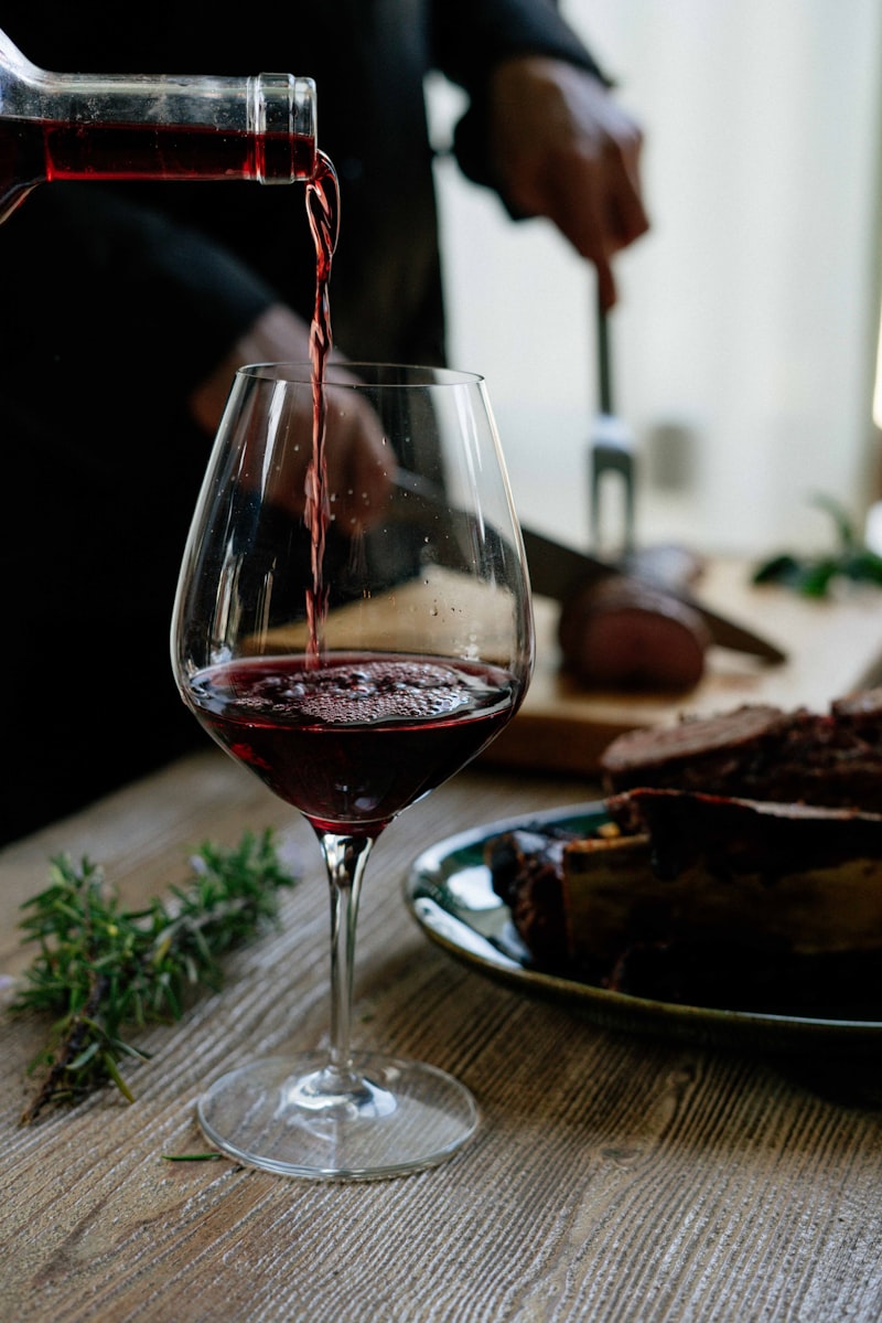 Dekanter za crveno vino — mali detalj koji pravi veliku razliku u serviranju